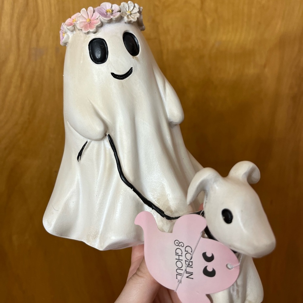Goblin & Ghoul Ghost walking dog Halloween decoration